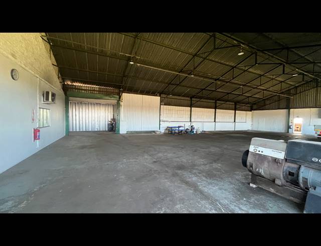 683M² WAREHOUSE TO LET IN SPARTAN
